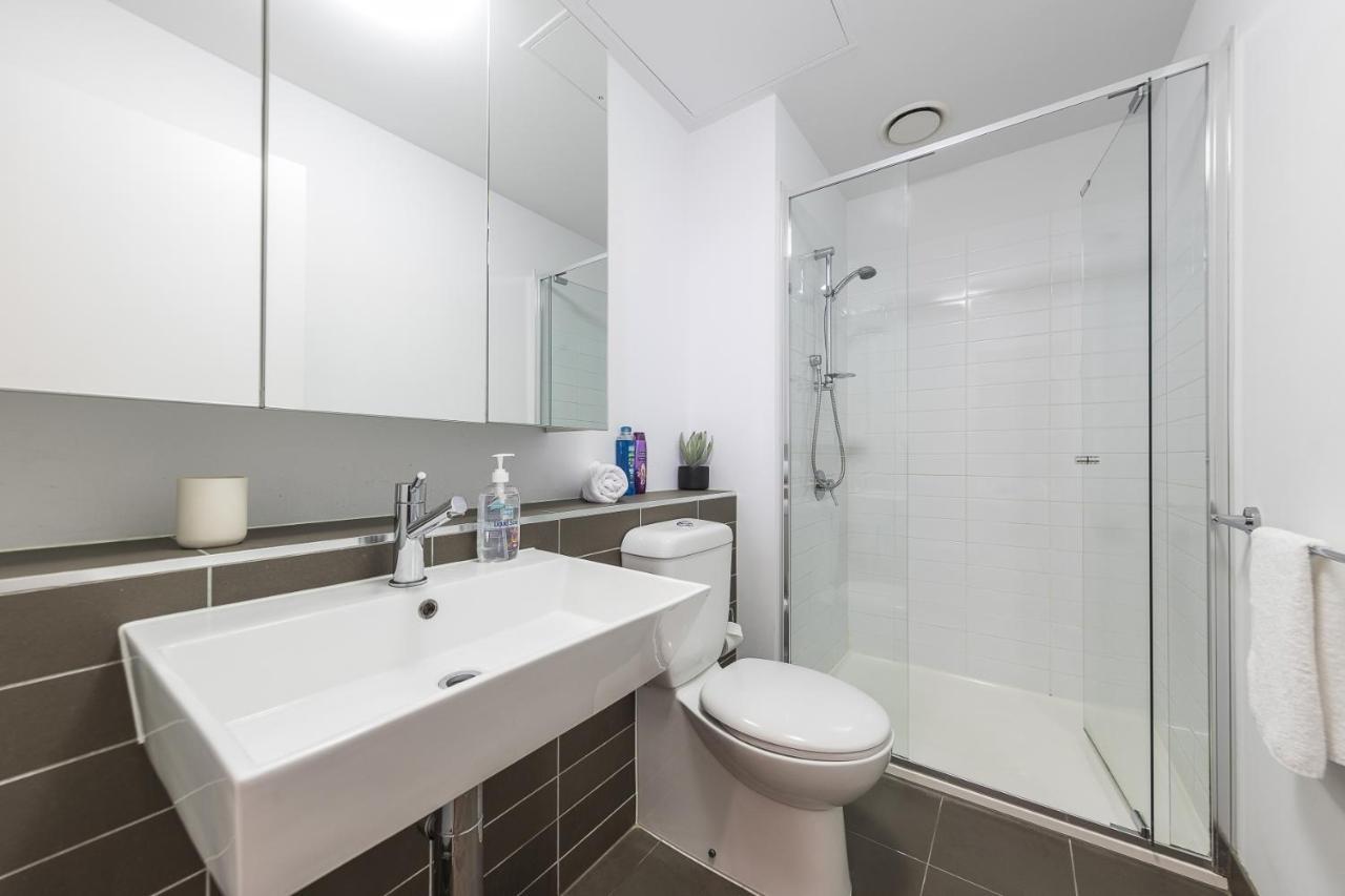 מלבורן Hudson Sea View Apartments Southern Cross Station Cbd מראה חיצוני תמונה